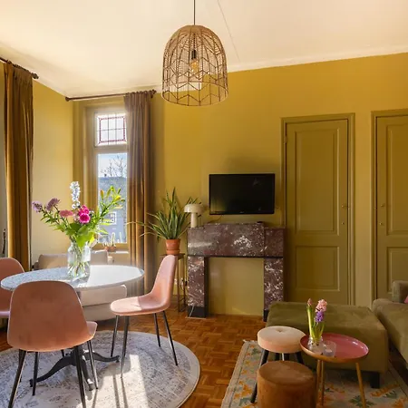 Bed and Breakfast D'ouwe Grutter