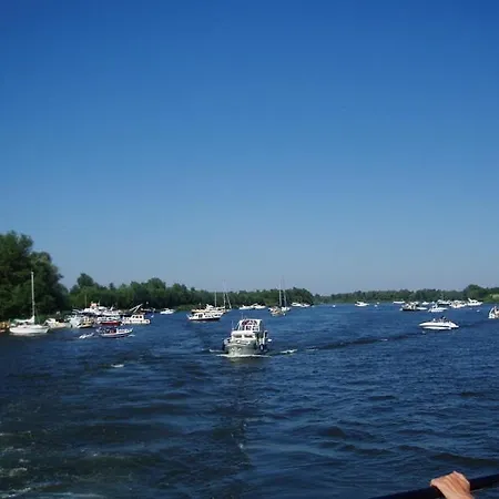 D'ouwe Grutter Alojamento de Acomodação e Pequeno-almoço 3*